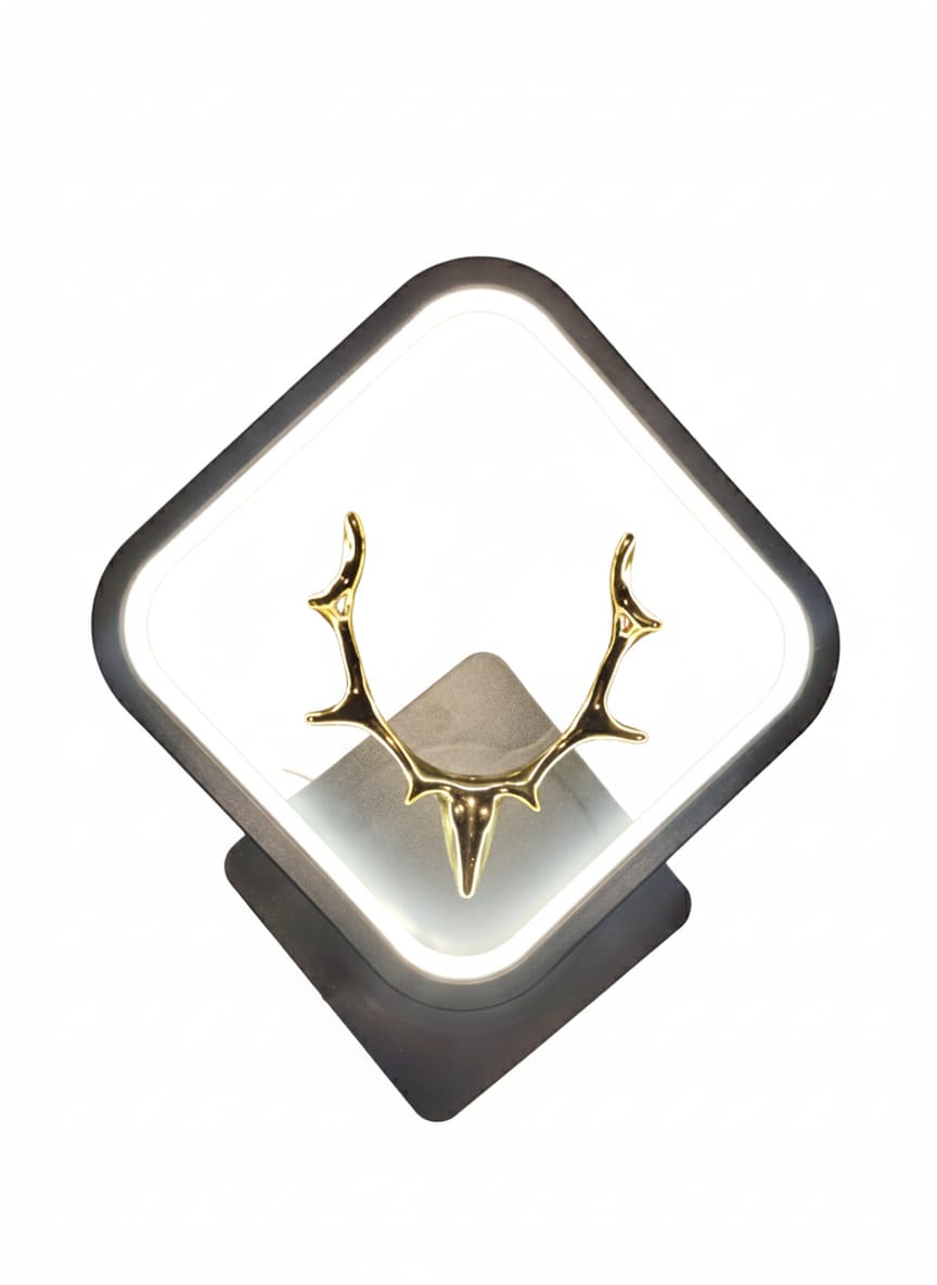 D&D Elora LED Wall Light – Classic Series