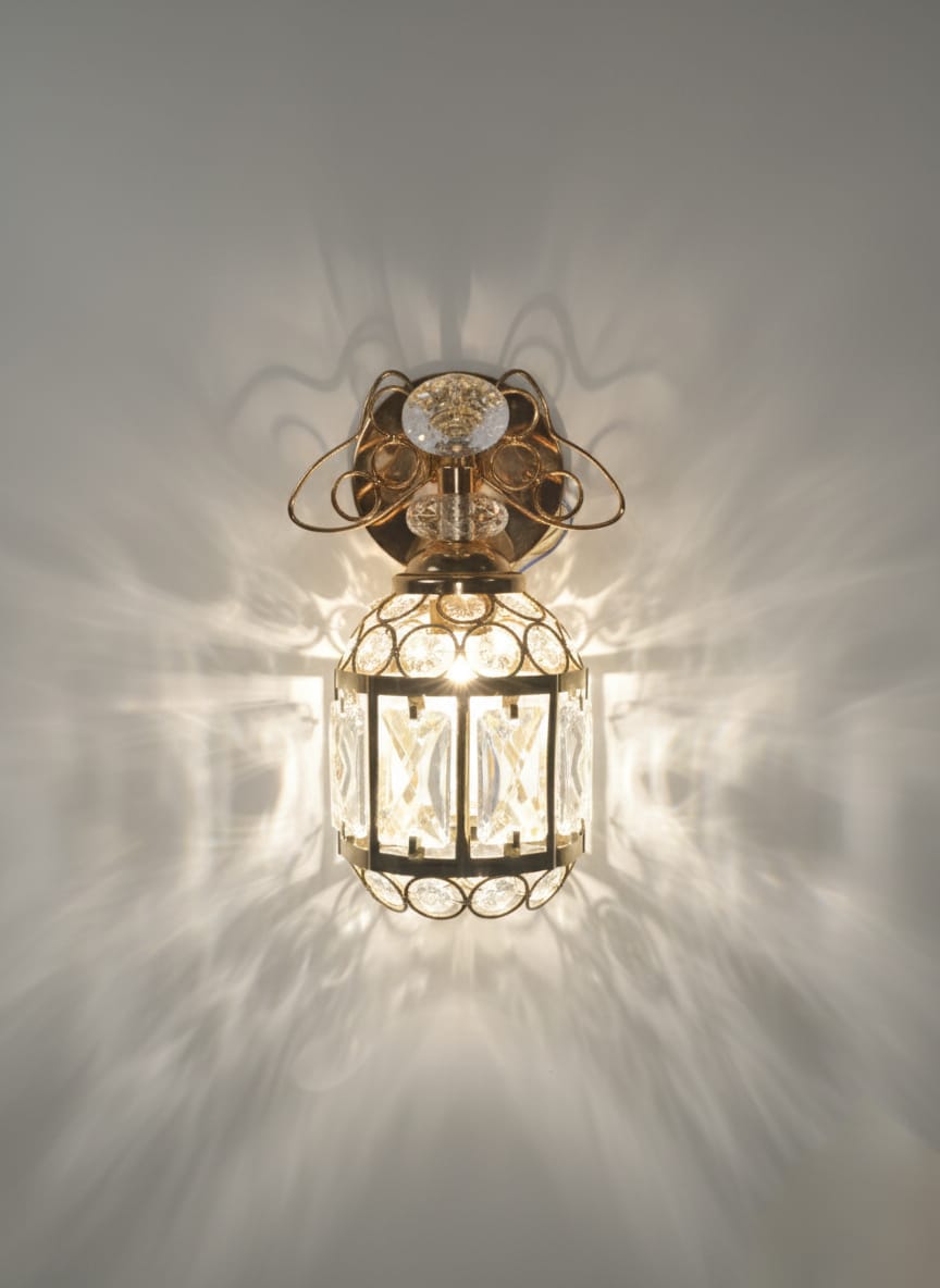 D&D Luxur LED Wall Light – Classic Series